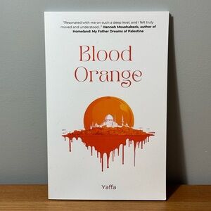 📚 3 for $20 books 📚 Blood Orange